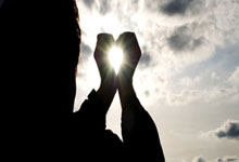 DB彩票试玩-波兰队轻取英格兰队，马龙关键制胜