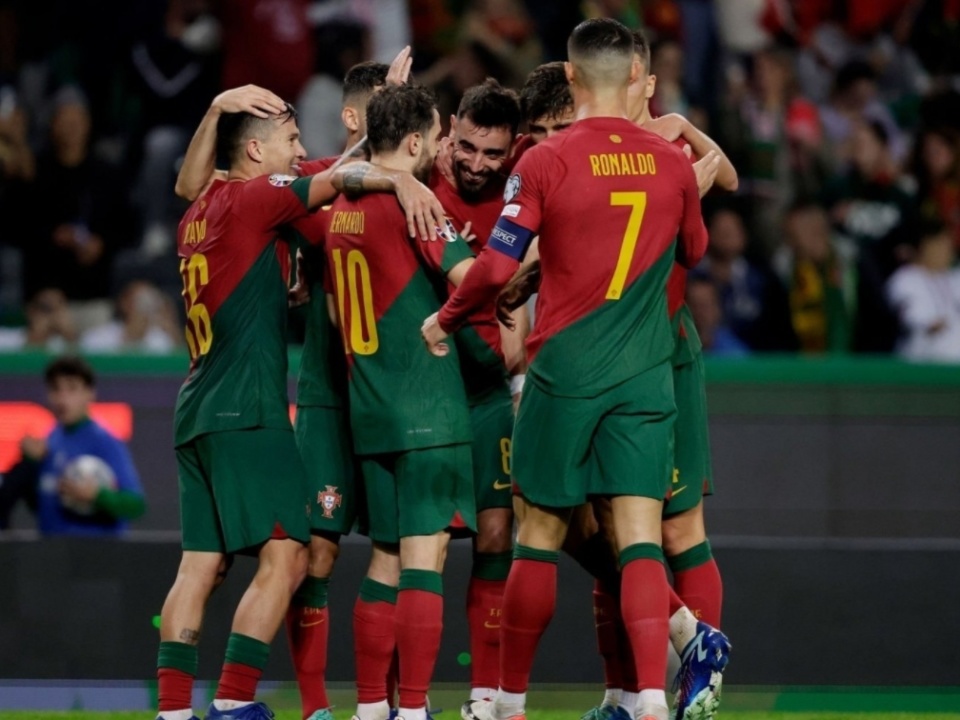 DB彩票平台-关于奥地利国家队一路披荆斩棘，挺进欧洲杯八强的信息