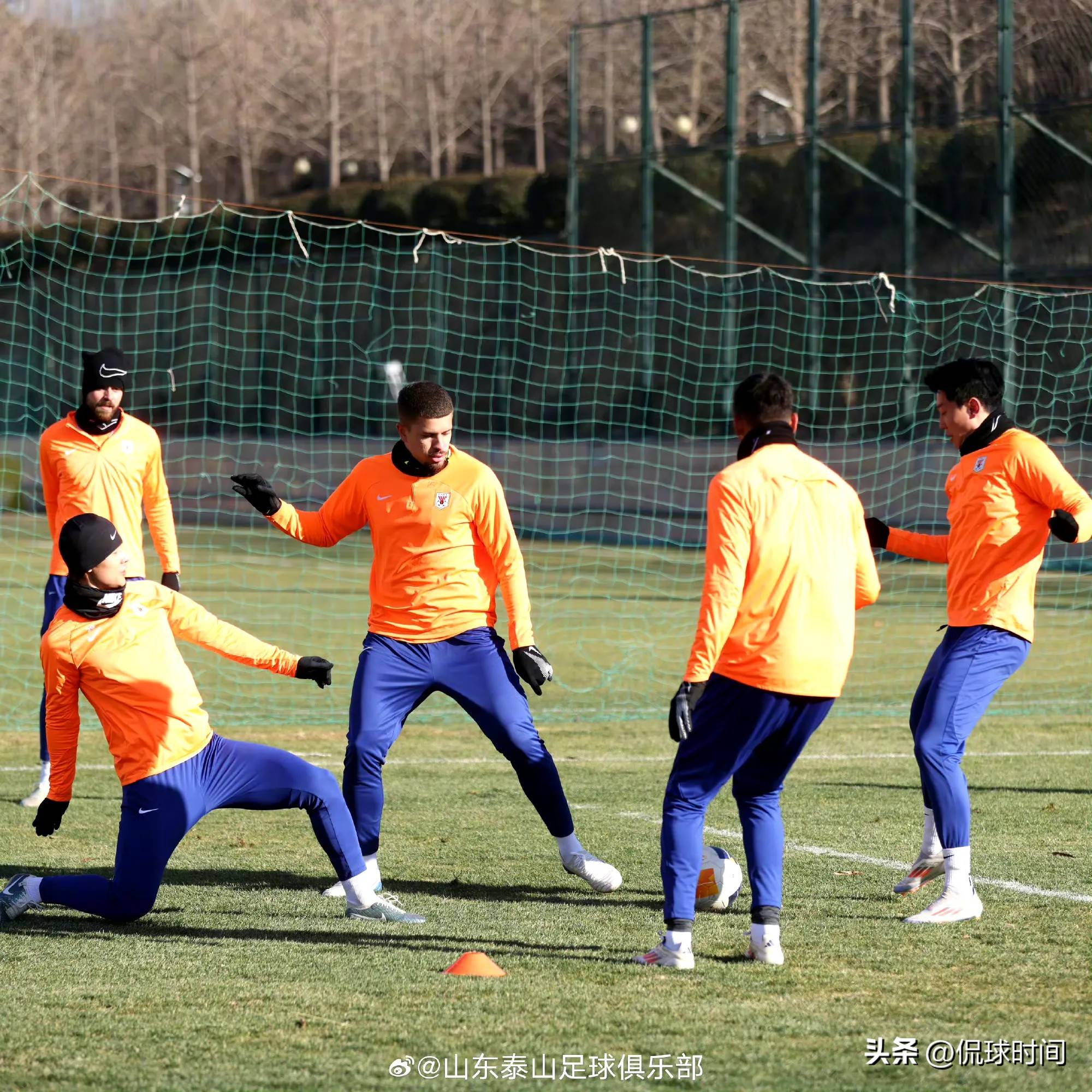 足球比赛中的精彩瞬间将带来惊喜