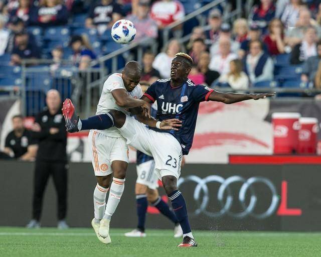 DB彩票平台-关于圣埃蒂安客场告捷，法甲联赛追赶大脚步的信息