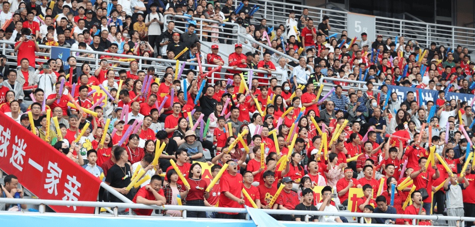 DB彩票官网-火爆的足球赛事，引发球迷狂热热烈关注的简单介绍