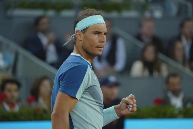 -包含汉堡教练弗里茨：球队需要打破劲敌的防线！的词条