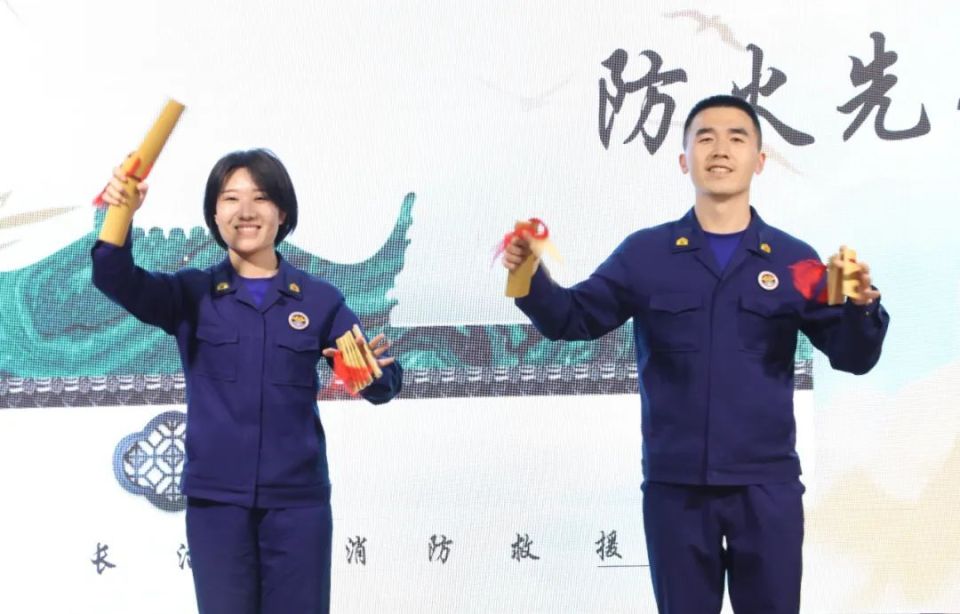 包含球队基本功提升，技术统计亮点频出的词条