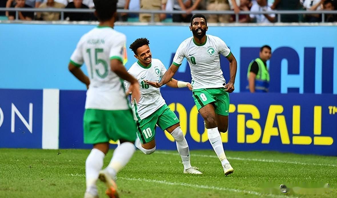 关于堪称完美战术演练：球队力克对手的信息