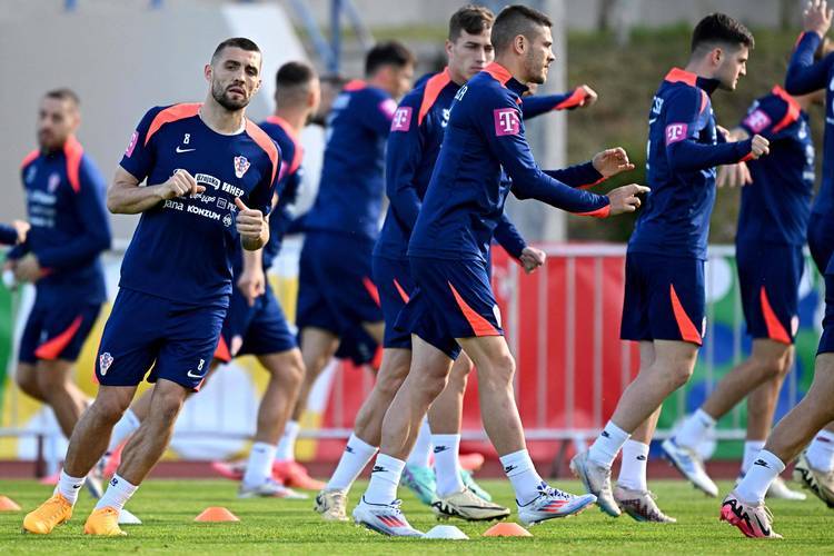 DB彩票官网-势均力敌，欧洲国家队激战场上