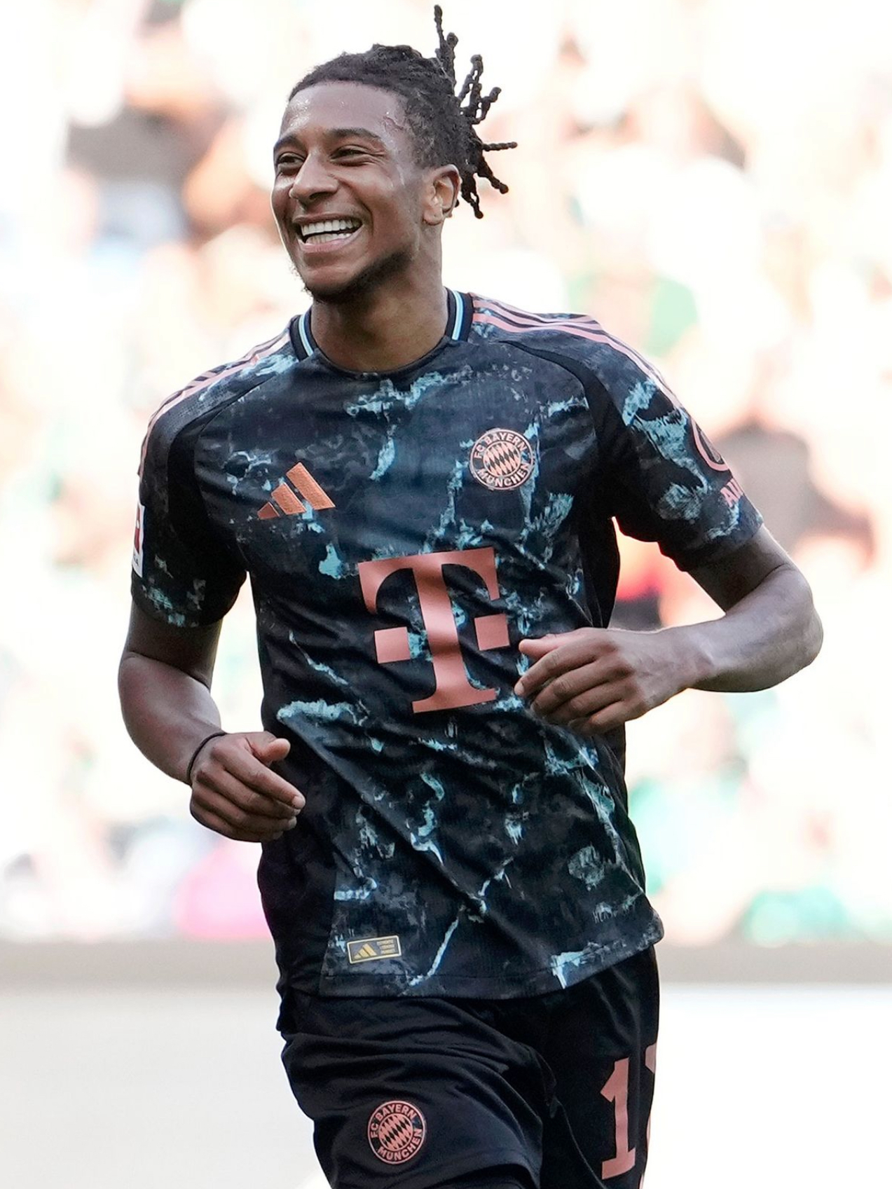 DB彩票官方网站-奥地利选手绽放出色表现，闪耀赛场的简单介绍