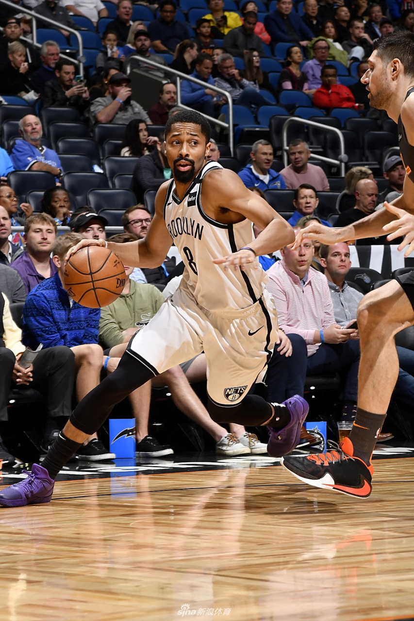 DB game-魔术在主场逆袭篮网，喜迎胜利的简单介绍