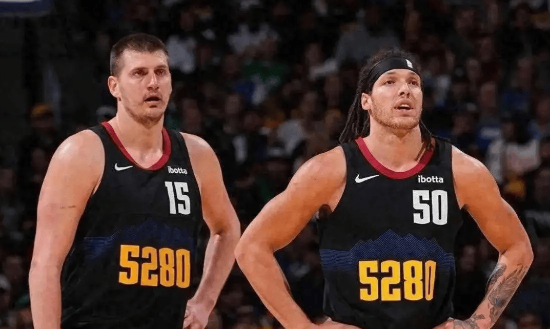 关于场外风波持续战术安排再遭质疑的信息