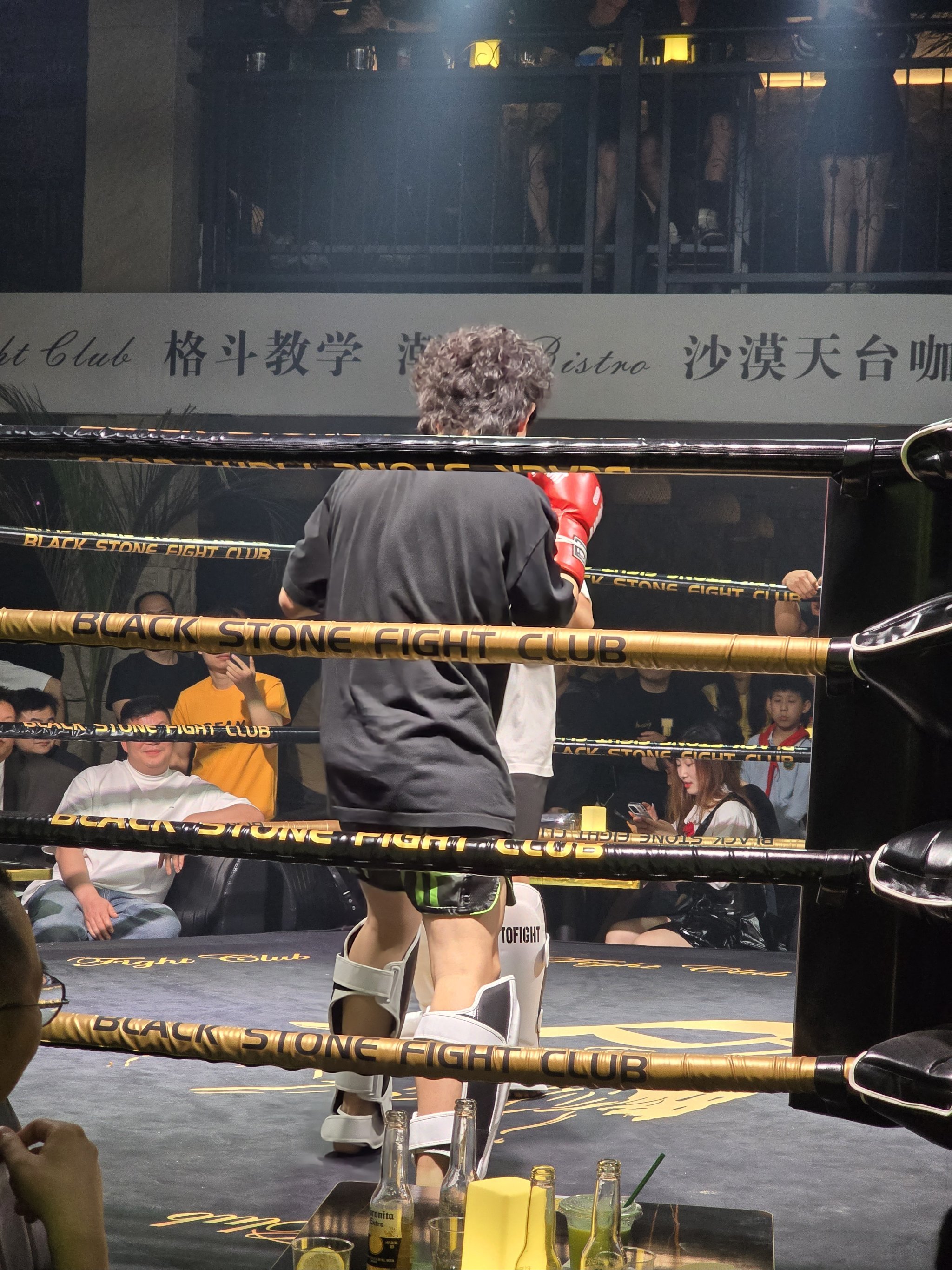 DB彩票试玩-坦桑尼亚击剑选手实现壮举，闯入四强