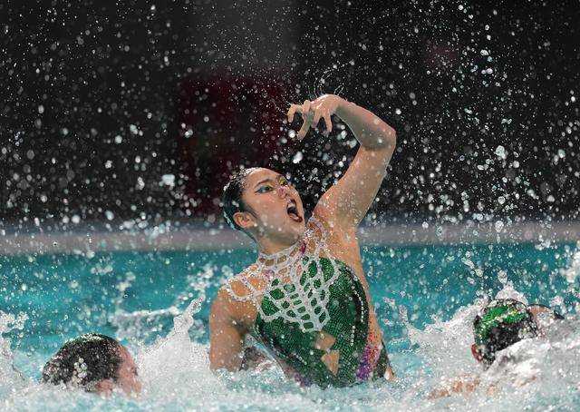 墨西哥名将获得花样游泳银牌