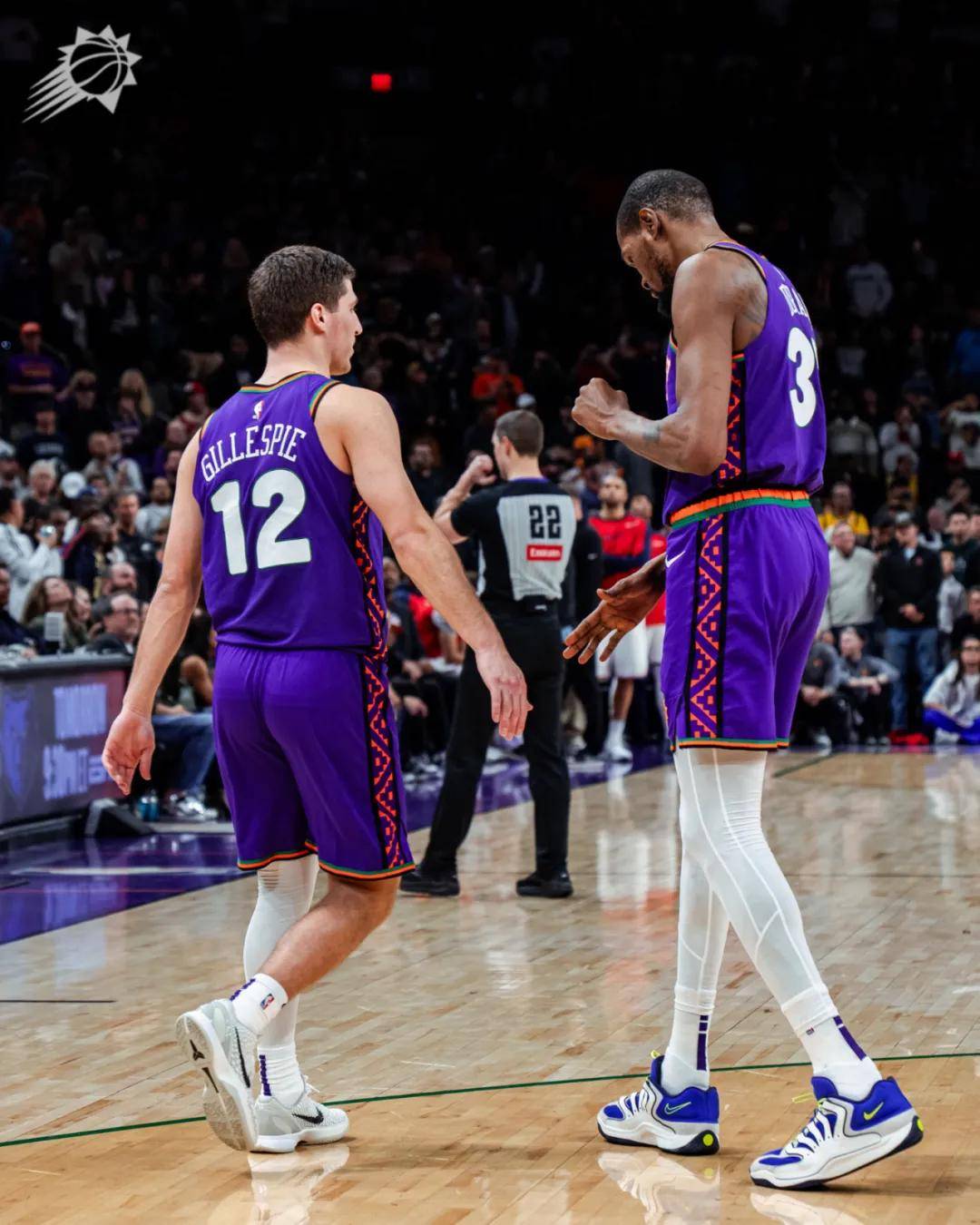 德比郡逆转获胜，豪取关键三分的简单介绍