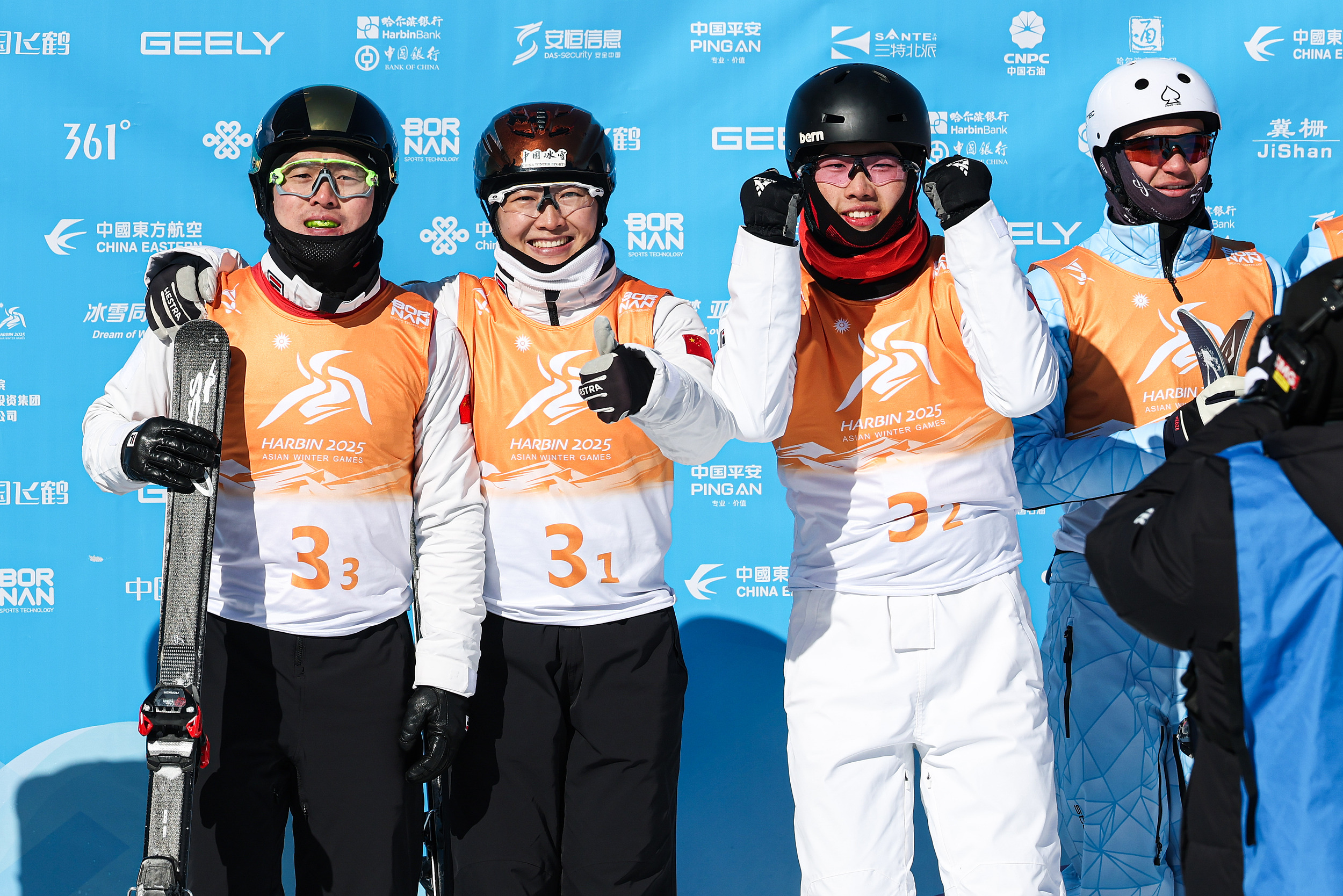 关于冰雪运动代表团组团出击,获得佳绩的信息 关于冰雪运动代表团组团出击,获得佳绩的信息