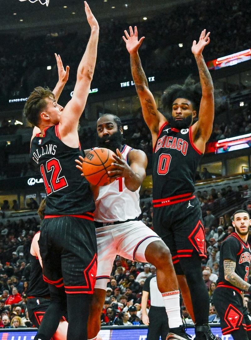 快船惨败公牛,遭遇五连败 快船惨败公牛,遭遇五连败